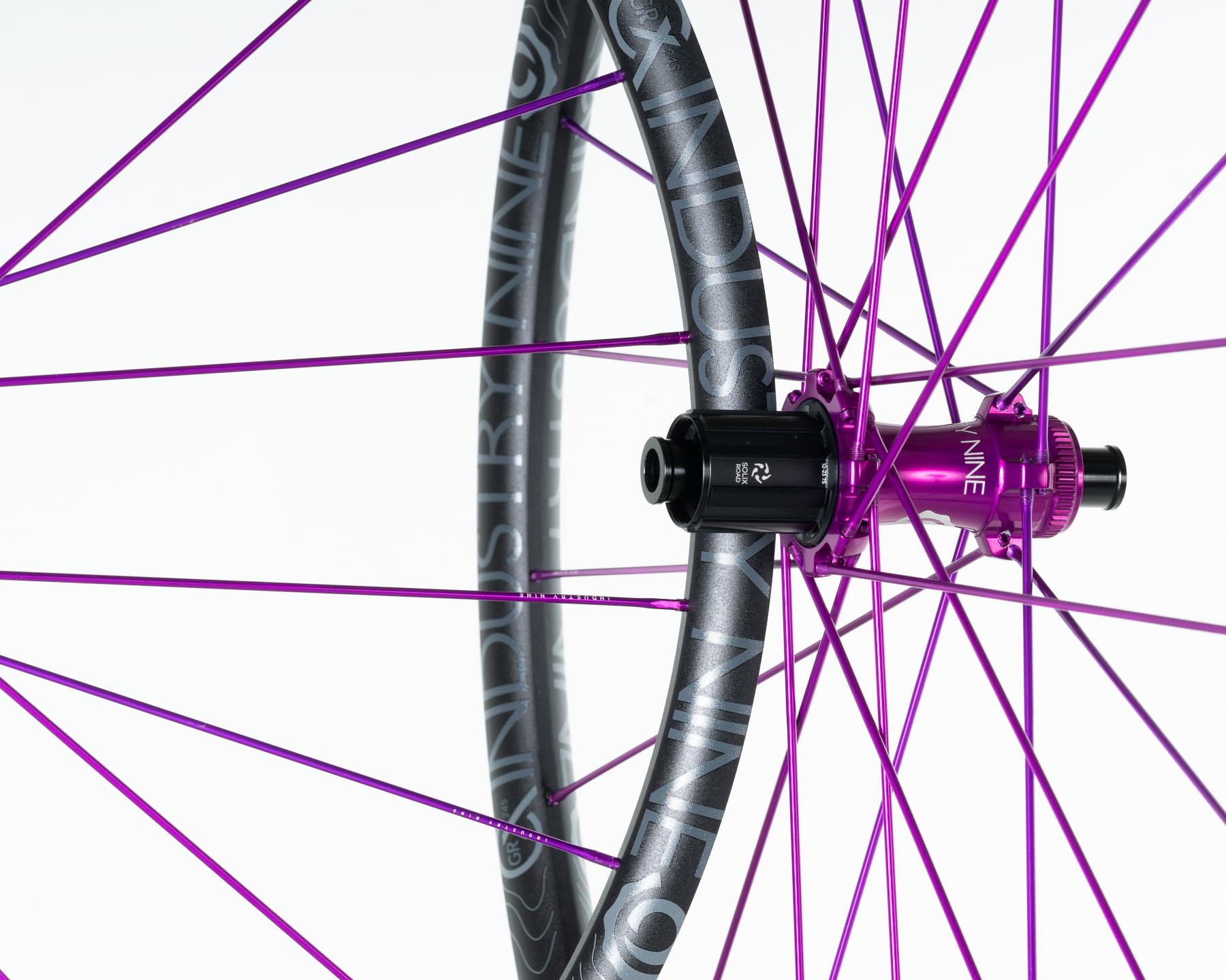 Industry Nine Solix G wheelset